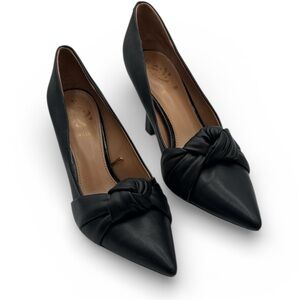 Sam & Libby Black Pointed Toe Heels, with knot detail, size 9.5